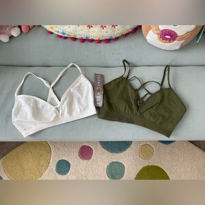 🩷BRAND NEW Seams Lovely Bundle of “2” Soft Bralettes🌸